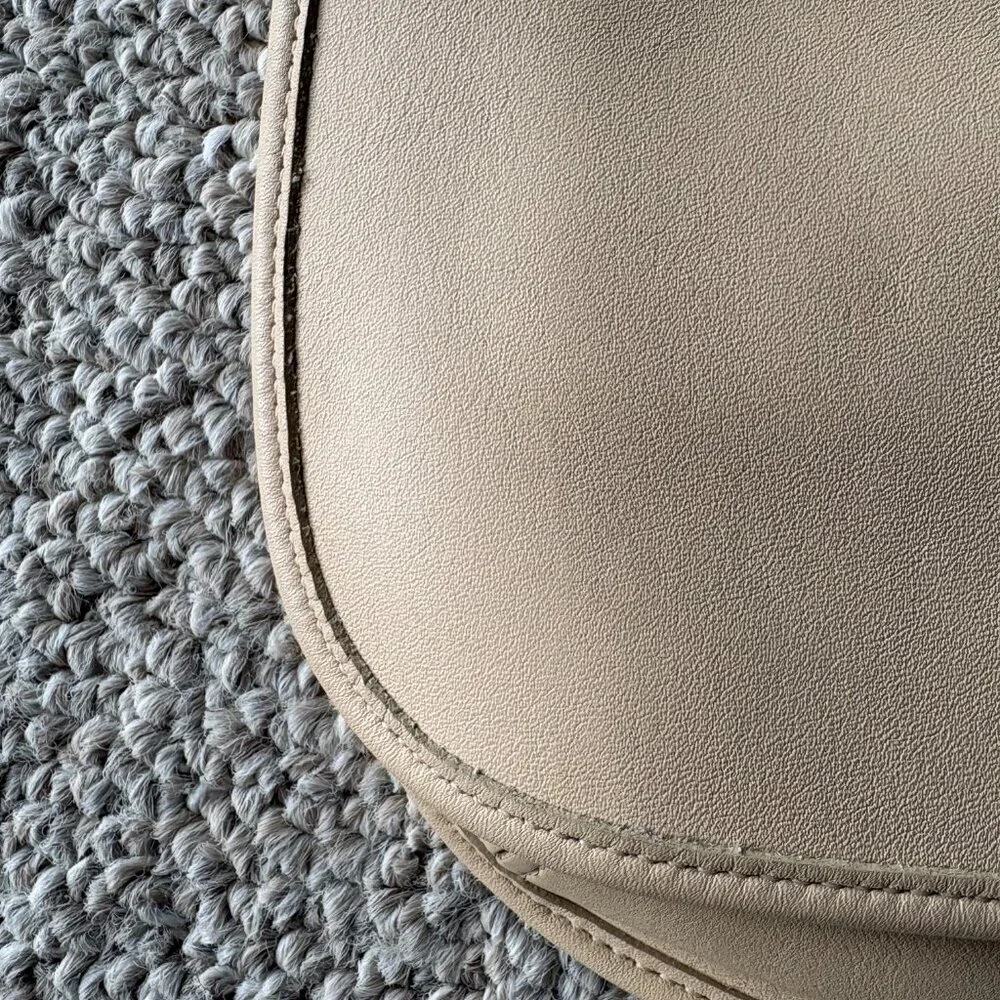 Vintage Coach 9135 Hippie Camel Leather Crossbody Y2K Preppy Classic